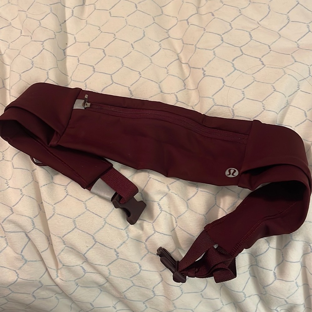 Lululemon belt bag